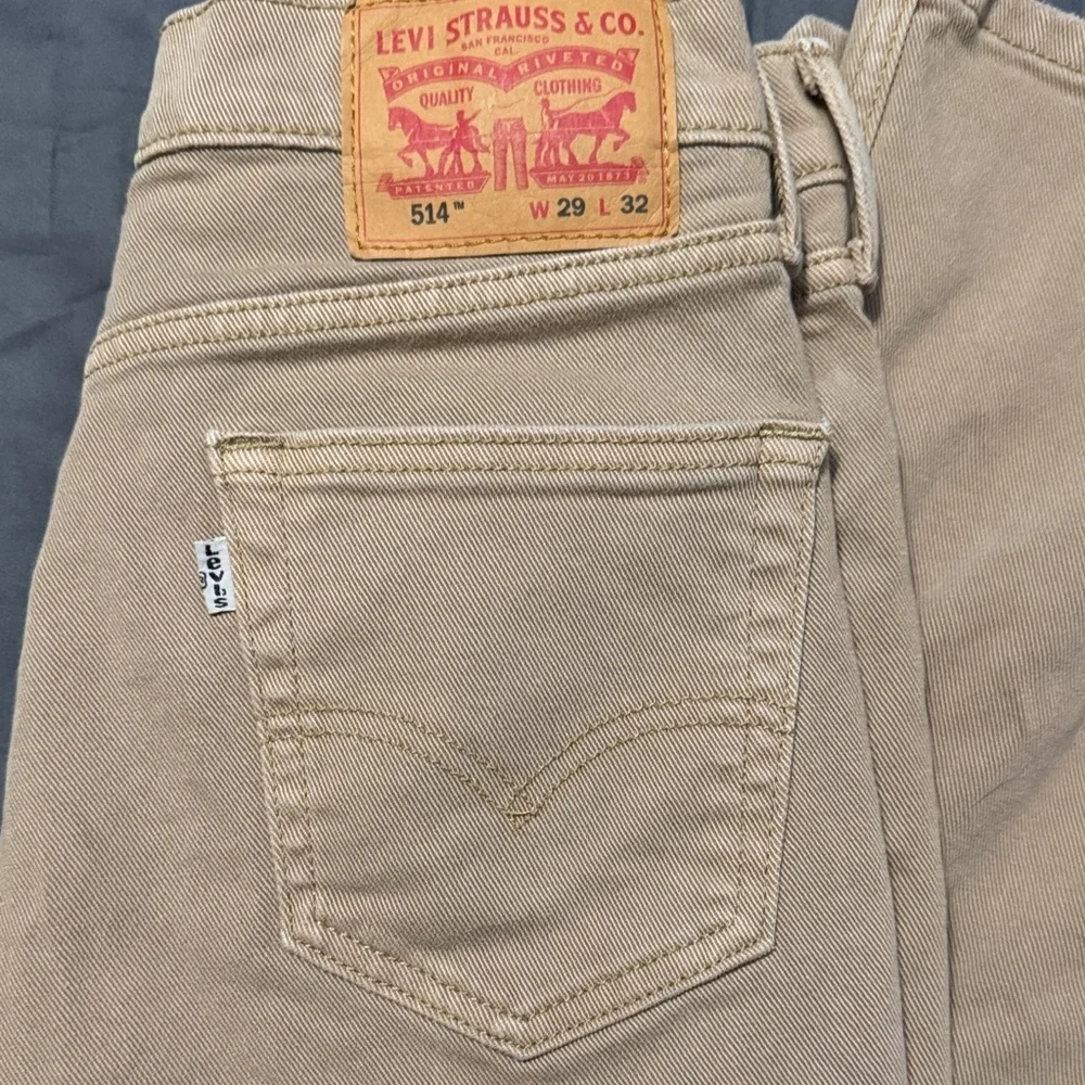 Levi's 514 Straight Khaki Jeans 29x32